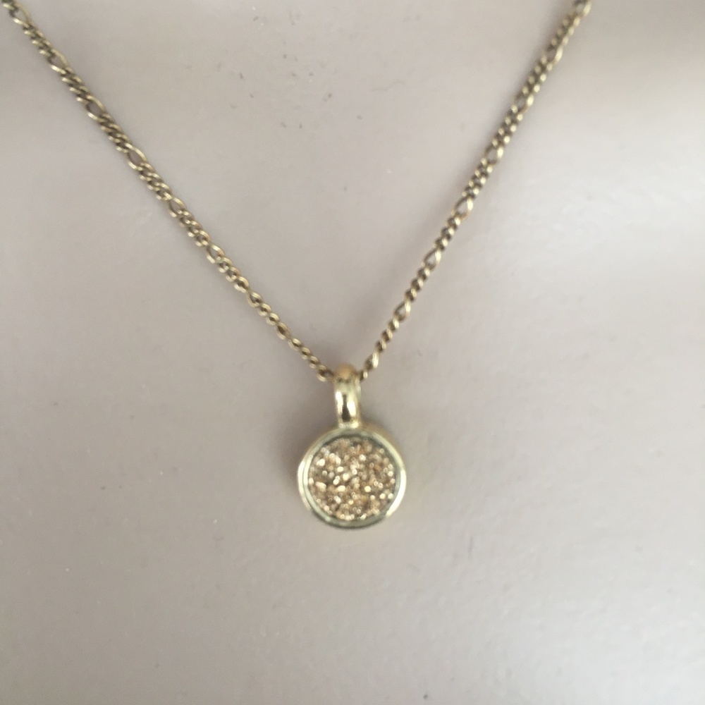 Costume Gold Decorative Pendant Necklace